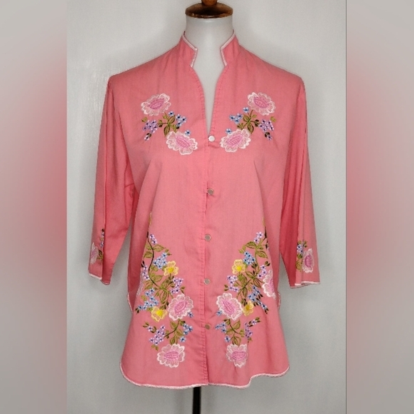 VINTAGE HAWAII EMBROIDERED BLOUSE - Picture 9 of 10